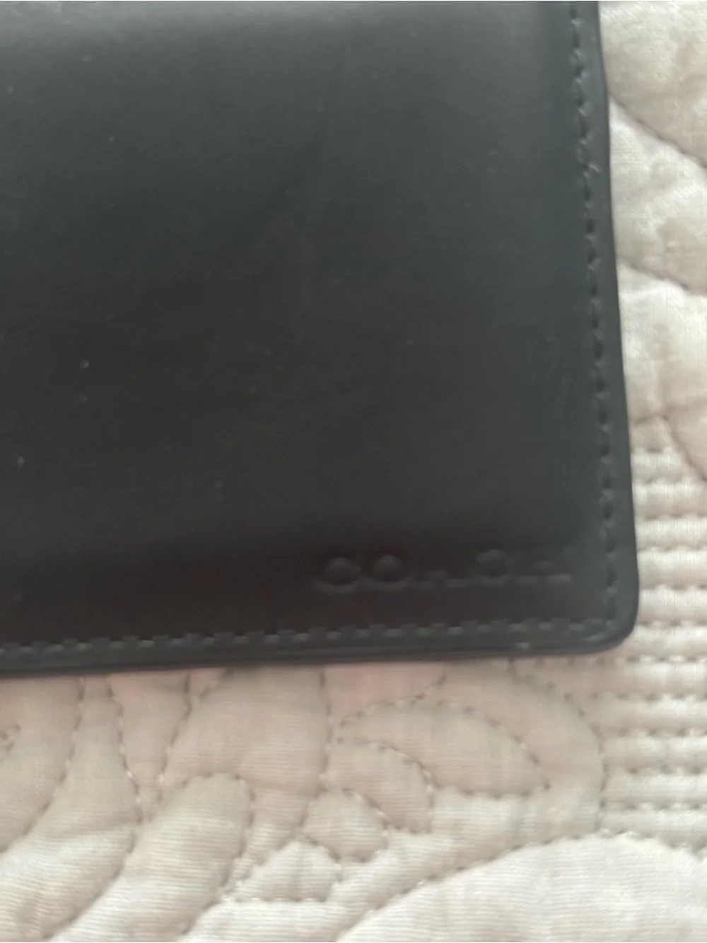 Coach Men's Black Bifold Wallet w/ ID Photo Window, Credit Card Slots Coach Logo